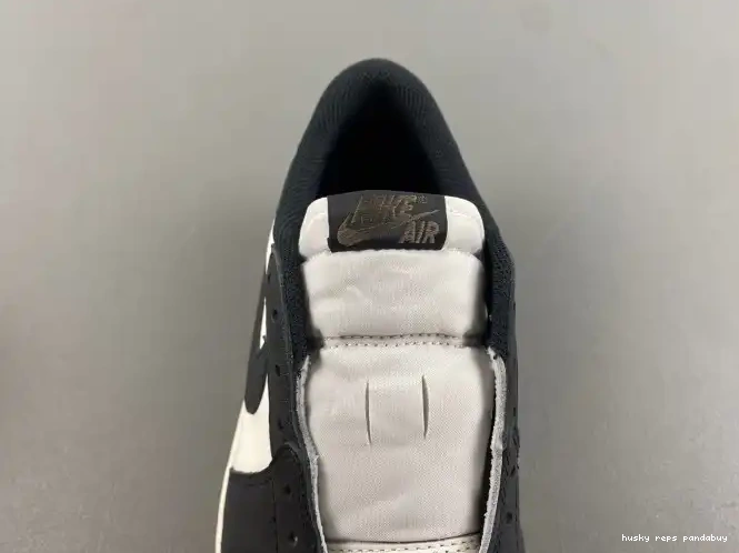 Rep Husky Jordan OG Air Low Mocha 1 CZ0790-102 0409